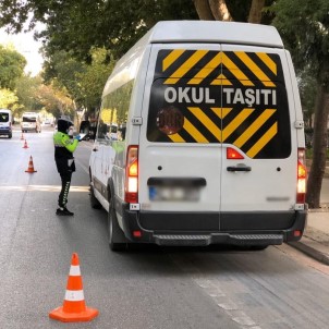 Konya'da 22 Araç Ve Sürücüye 8 Bin 636 Lira Ceza