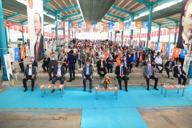 AK Parti Yunak Ve Akşehir İlçe Kongreleri Yapıldı