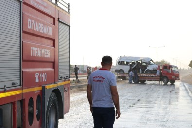 Diyarbakır'daki Feci Kaza Güvelik Kamerasına Yansıdı