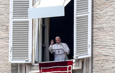 Papa İle Aynı Konutta Kalan Bir Kişide Covid-19 Tespit Edildi