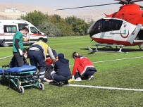 Çapa Makinesinin Devrilmesi Sonucu Yaralanan Kadın İçin Hava Ambulansı Haberi