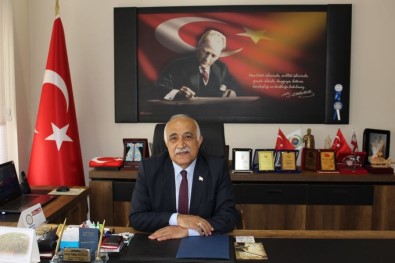 Çıldır Belediye Başkanı Azizoğlu, Muhtarlar Gününü Kutladı