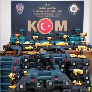 Kamyonette Kaçak Matkaplar Ele Geçirildi