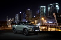 Yenilenen Toyota Hilux Toyota Plaza Aksoy'da Satışa Sunuldu