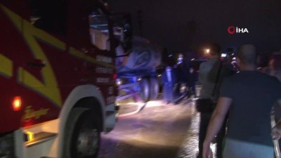 Başkent'te Çöp Konteynerinde Çıkan Yangın 2 Dükkana Sıçradı
