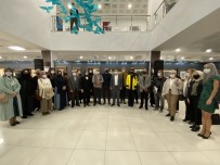 Eyüpsultan'da '41 Eser 41 Sanatçı' Sergisi Açıldı