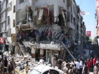 Pakistan'da Binada Patlama  Açıklaması 5 Ölü, 28 Yaralı