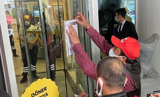 CHP'li Belediyede işçiler grevde!