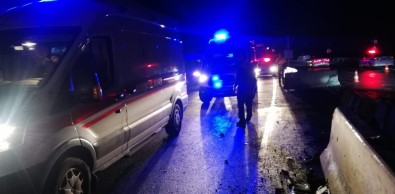 Antalya'da Personel Servisi Kaza Yaptı Açıklaması 8 Yaralı