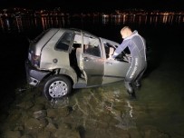 Fethiye'de Denize Düşen Otomobildeki 2 Kişi Yaralandı