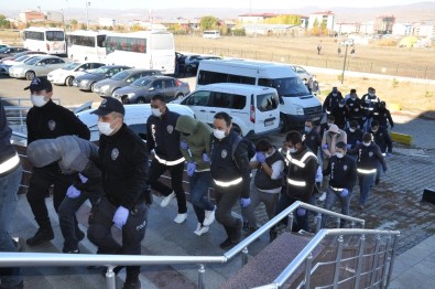 405 Bin Kişinin Kimlik Ve Kredi Kartı Bilgilerine Ulaşmışlar