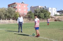 Başkan Tarhan, Cumhuriyet Kupası Futbol Turnuvasının Başlama Vuruşunu Yaptı Haberi