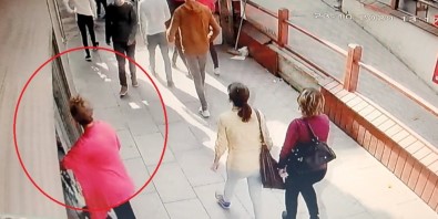 Müşteri Olarak Geldiği GSM Bayisinde Çalışanlar Yemeğe Çıkınca Mahsur Kaldı