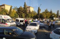 Şanlıurfa'da 5 Araç Birbirine Girdi