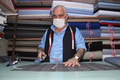 56 Yıllık Gömlekçi Büyük Firmalara Karşı Direniyor