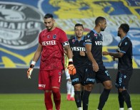 Fenerbahçe, Sahasında  Trabzonspor'u 3-1 Mağlup Etti