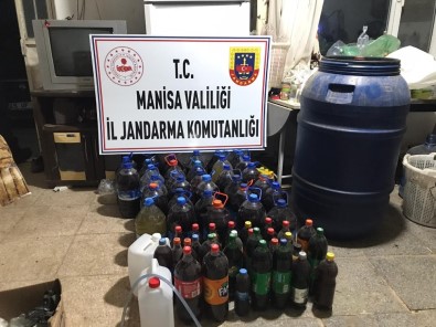 Manisa'da 4 Bin 200 Litre Sahte İçki Ele Geçirildi