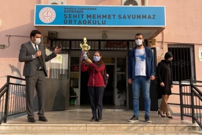 Manisalı Öğrenciden Zeka Yarışmasında Büyük Başarı