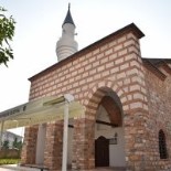600 Yıllık Kefensüzen Camii Mevlid Kandili'nde İbadete Açıldı