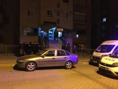 Adana'dan Çankırı'ya Gelerek Çilingirle Girdiği Evde Eski Eşini Öldürdü