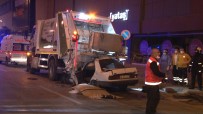 Ankara'da Otomobil Çöp Kamyonuna Çarptı Açıklaması 1 Ölü