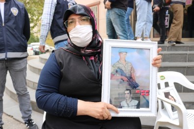 Evlat Nöbetindeki Ailelerden HDP'li Vekil Gergerlioğlu'nun 'İnsan Kaçırma' İddiasına Sert Tepki