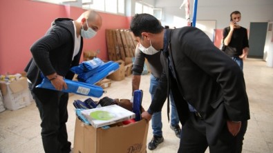Tunceli'de Okullara Spor Malzemesi Desteği