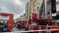 Üsküdar'da Korkutan İş Yeri Yangını Açıklaması Su Hortumuyla İtfaiyeye Yardım Ettiler