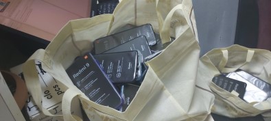 Adana'da 116 Kaçak Cep Telefonu Ele Geçirildi