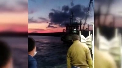 Kastamonu'da Kuma Oturan Balıkçı Teknesi Kurtarıldı