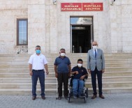 Kaymakam Aydın Engelli Vatandaşa Akülü Tekerlekli Sandalye Hediye Etti Haberi