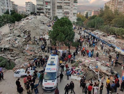 Depremin ardından peş peşe açıklamalar! Devlet Milleti'nin yanında!