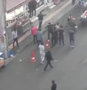 Diyarbakır'da Alacak Verecek Tartışması Meydan Kavgasına Dönüştü Açıklaması 2 Yaralı
