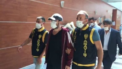 Halil Sezai'ye 1 Yıl 11 Ay 17 Gün Hapis Cezası Açıklaması Kararla Birlikte Tahliye Edildi