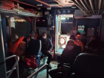 Büyükçekmece'de Balıkçı Teknesi Battı Açıklaması 8 Balıkçı Kurtarıldı