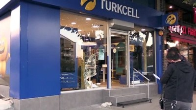 Bursa'da 100 Bin Liralık Cep Telefonu Ve Tableti Saniyeler İçinde Çaldılar