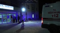 Sivas'ta Otomobil İle Kamyonet Çarpıştı Açıklaması 3 Yaralı Haberi