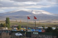 Kars'a Mevsimin İlk Karı Düştü