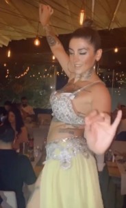 (Özel) İstanbul'un Göbeğindeki Ünlü İşletmede Dansözlü Parti Açıklaması 'Corona Bak Dalgana'