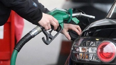 Petrol fiyatlarında Trump etkisi! Yeni haftaya yükselişle başladı