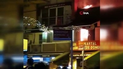 Beşiktaş'ta Dönercide Korkutan Yangın