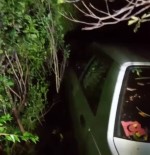 El Frenini Çekmeyi Unuttuğu Otomobil 150 Metreden Uçtu