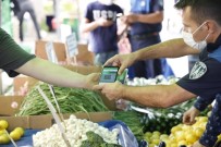 Konak'ta Pazarcılara HES Kodu Denetimi