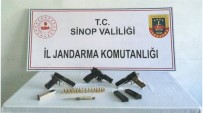 Türkeli'de Yasa Dışı Silah Satan Bir Kişi Yakalandı Haberi