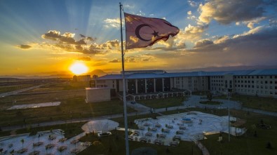 AİÇÜ Bilimsel Yayın Sıralamasında 55. Sırada Yer Aldı