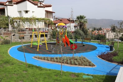 Başkan Oktay, Park Ve Bahçeler Müdürlüğü'nün Çalışmalarını İnceledi