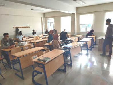 Hisarcık'ta KPSS Kursu Açıldı