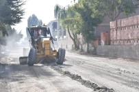 Isparta Belediyesi'nden 20 Bin Metrekarelik Alanda Asfalt Çalışması