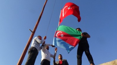 Siirt'ten Ermenistan'a Uyarı, Azerbaycan'a Tam Destek