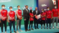 Diyarbakır Büyükşehir Belediyesi'nden Amatör Sporculara Malzeme Yardımı